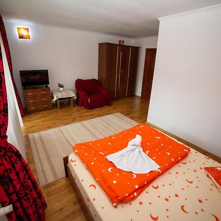 Casa Binu Hotel Arieşeni Екстериор снимка