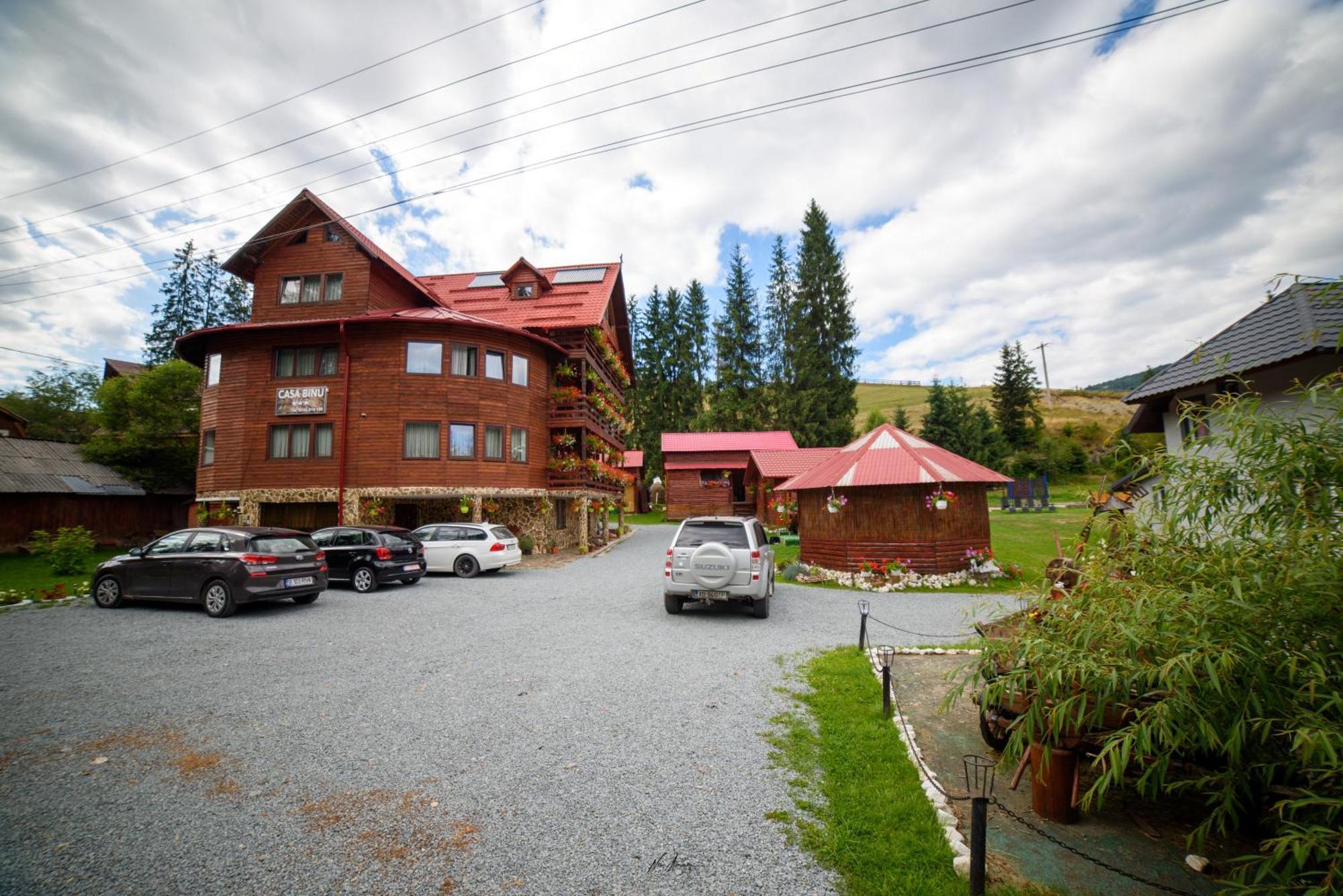 Casa Binu Hotel Arieşeni Екстериор снимка