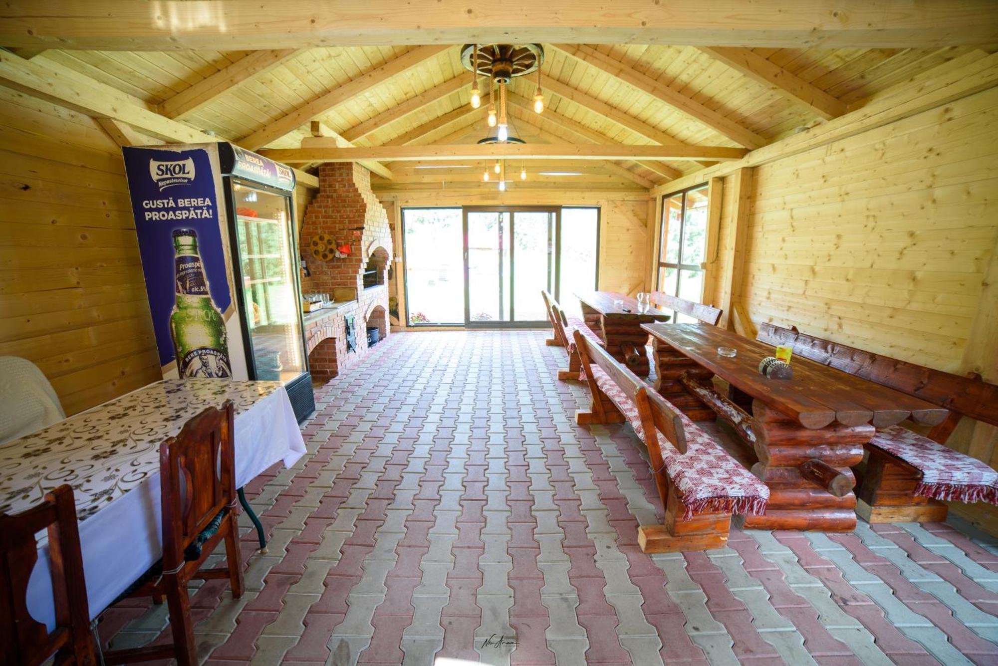 Casa Binu Hotel Arieşeni Екстериор снимка