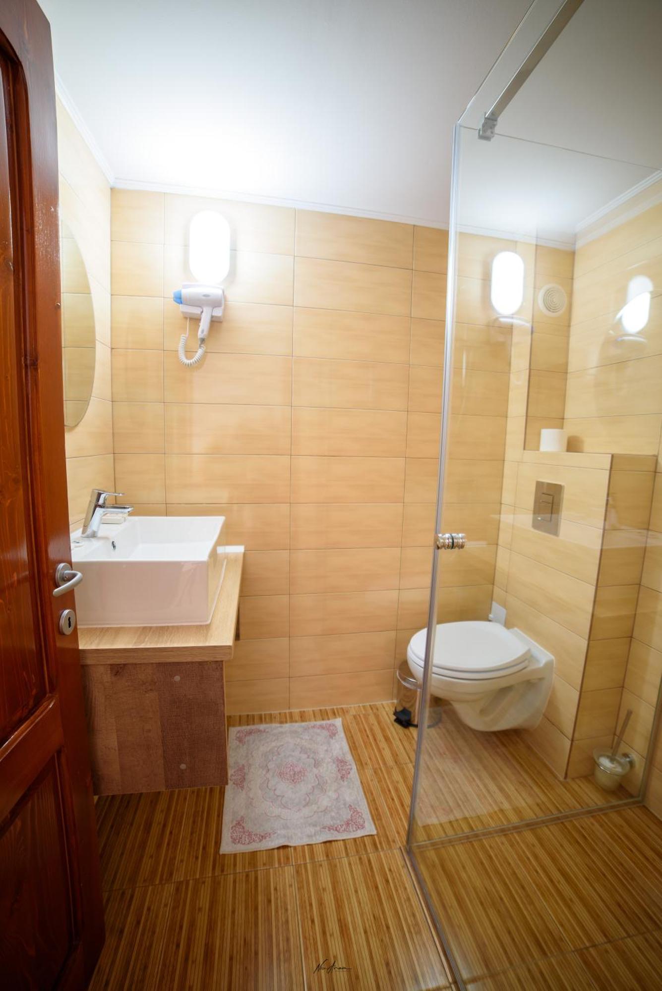 Casa Binu Hotel Arieşeni Екстериор снимка